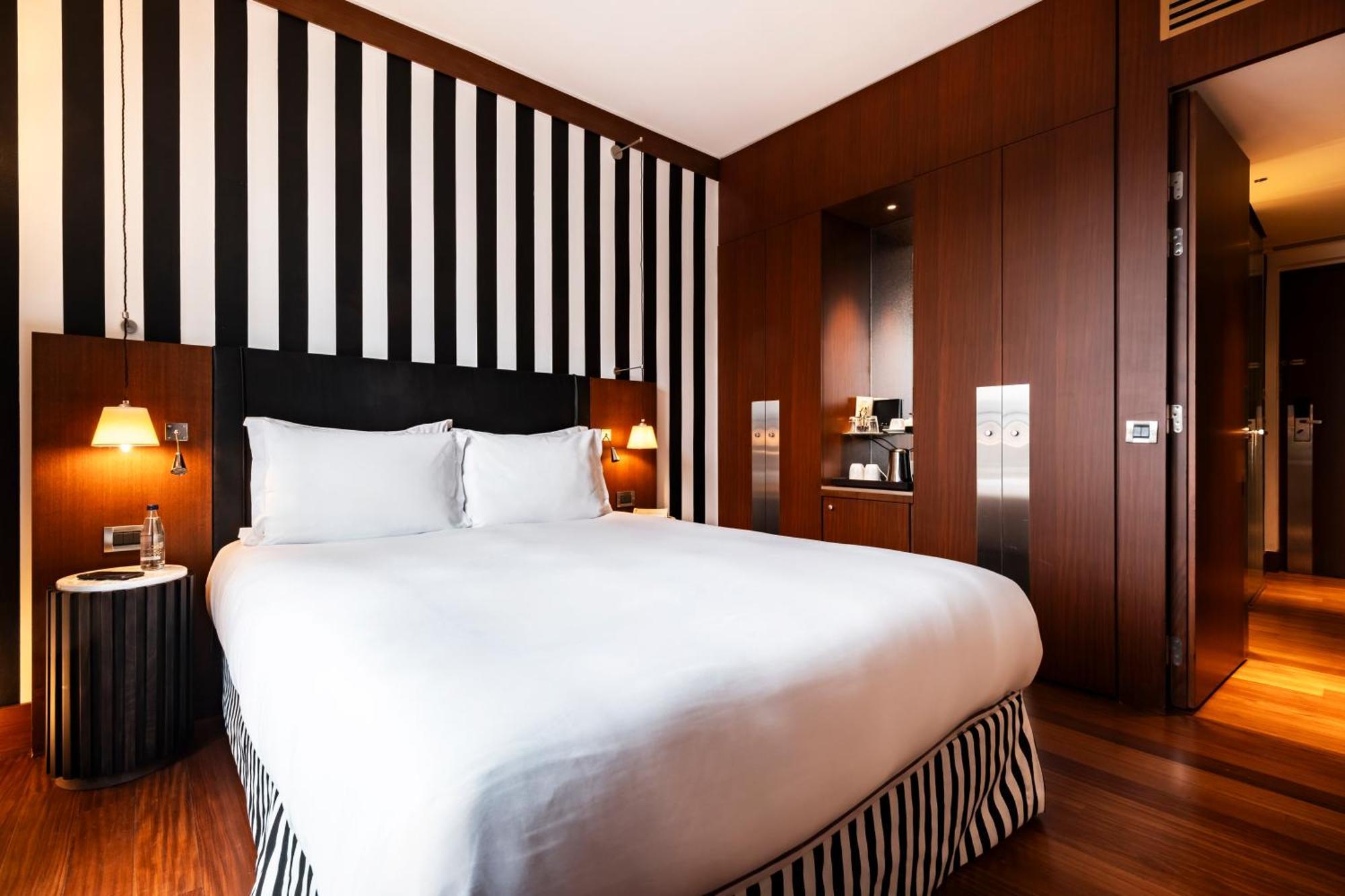 Grand Hotel Champs-Elysees Paris Exterior foto