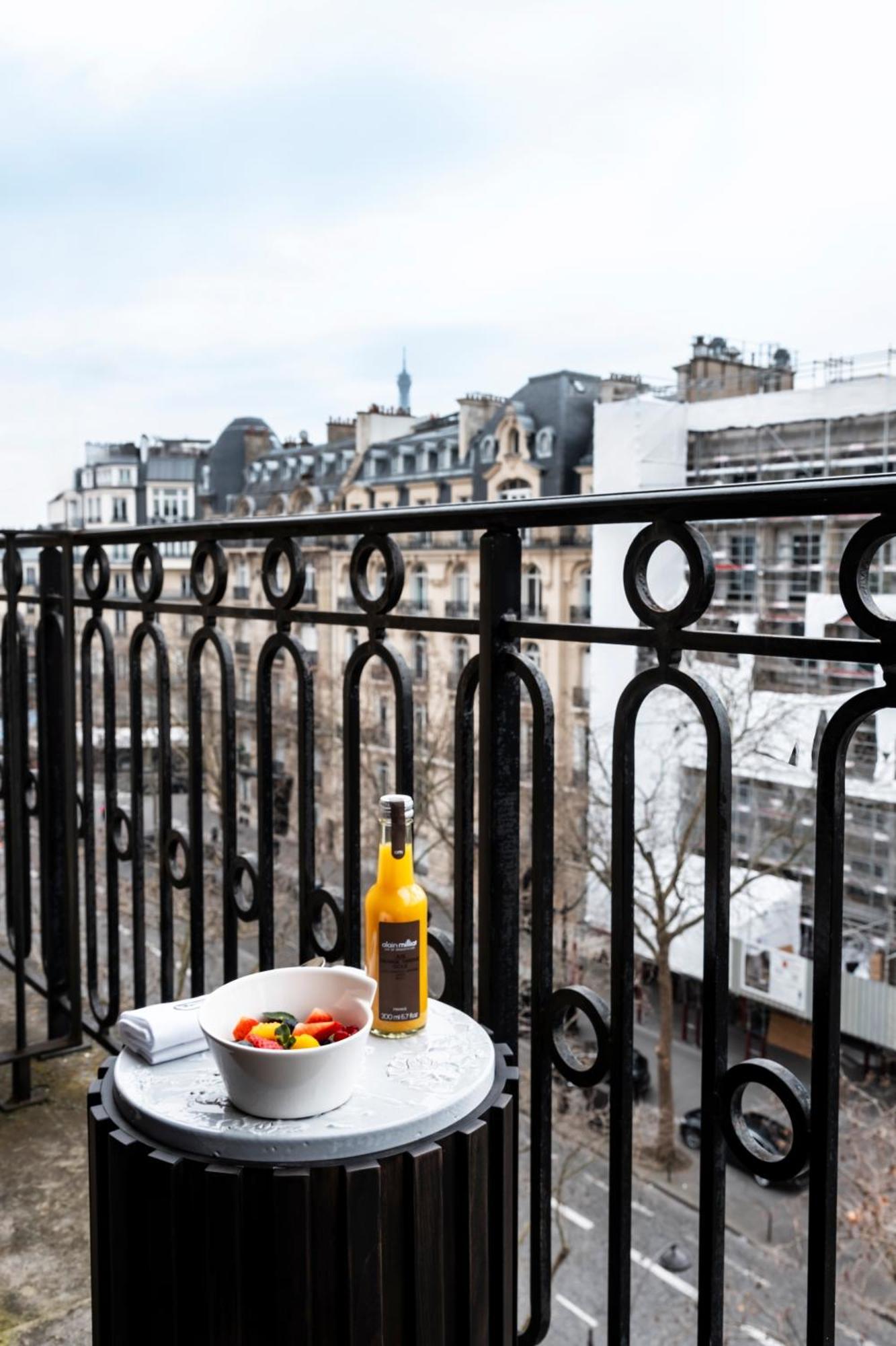 Grand Hotel Champs-Elysees Paris Exterior foto